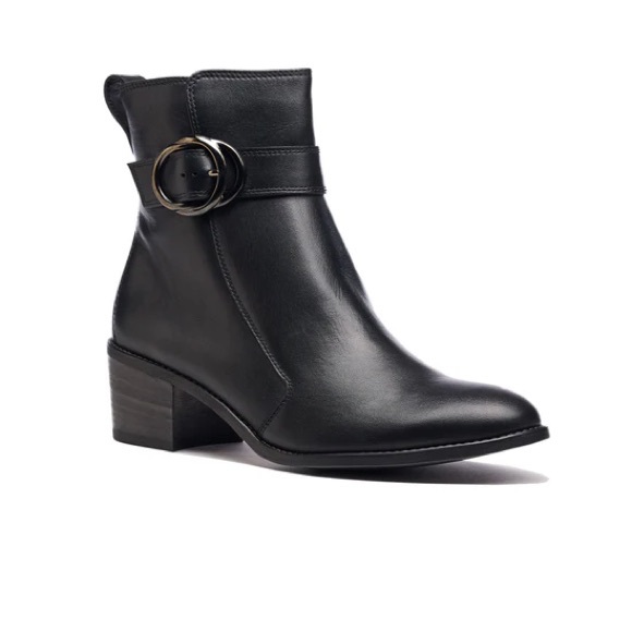 New Paul Green Vanessa Bootie Black Leather Sz 10